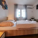 Luxury Xxl